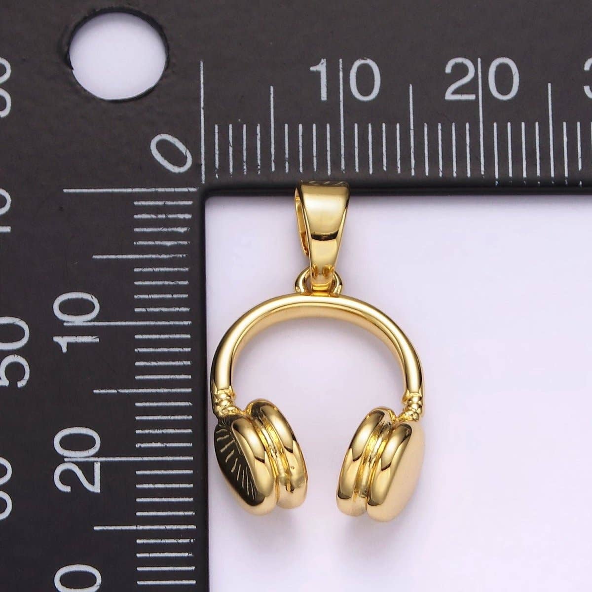 #233 | 14K Gold Filled 25mm Music Headphones Minimalist Pendant