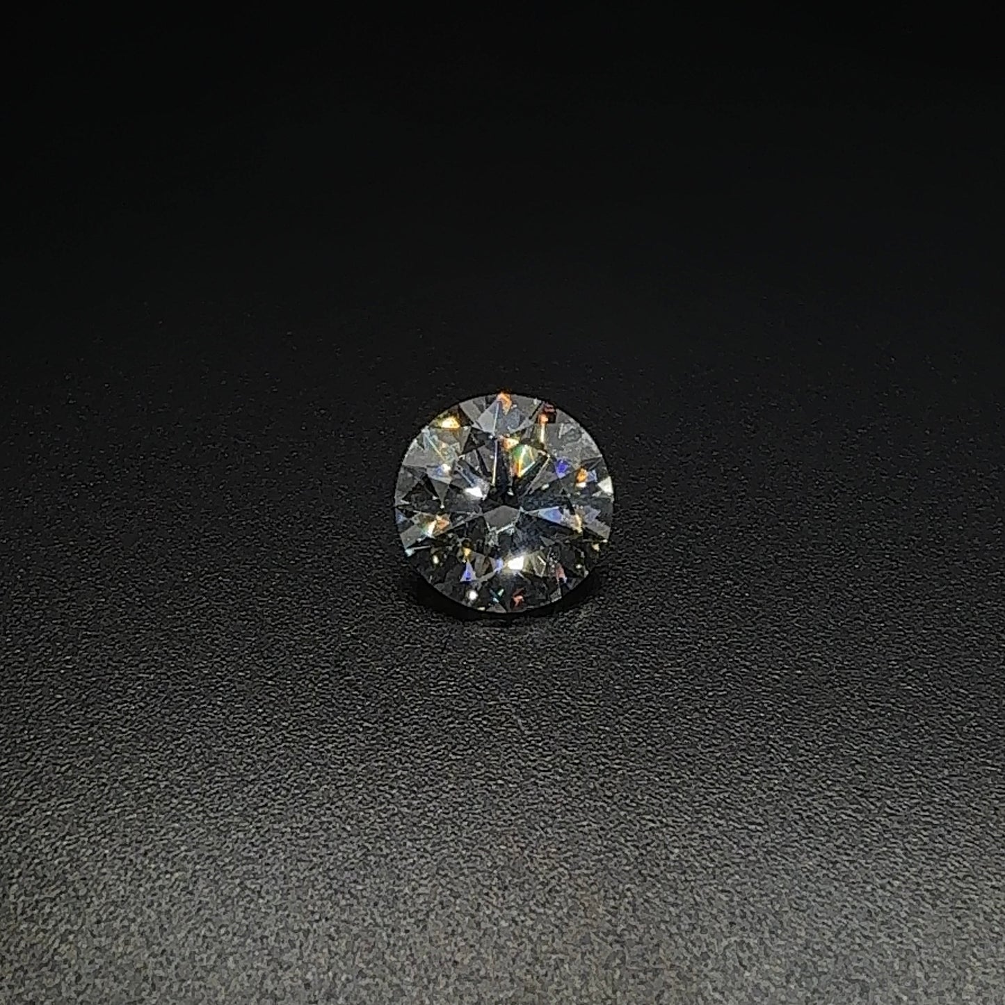 2.3 Carat Round Lab Grown Diamond (D Color, VS 1 Clarity)