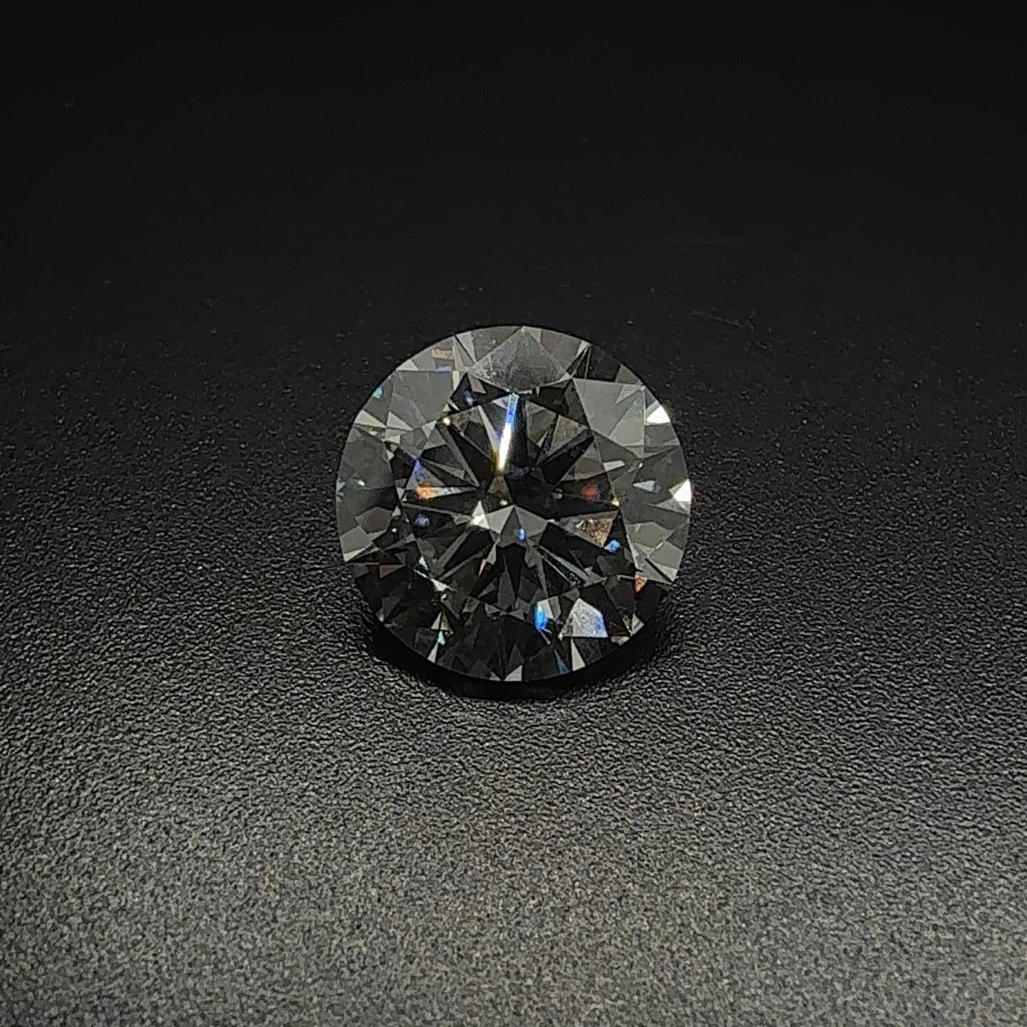 4.79 Round Brilliant Lab Grown Diamond (E Color, VS2 Clarity)