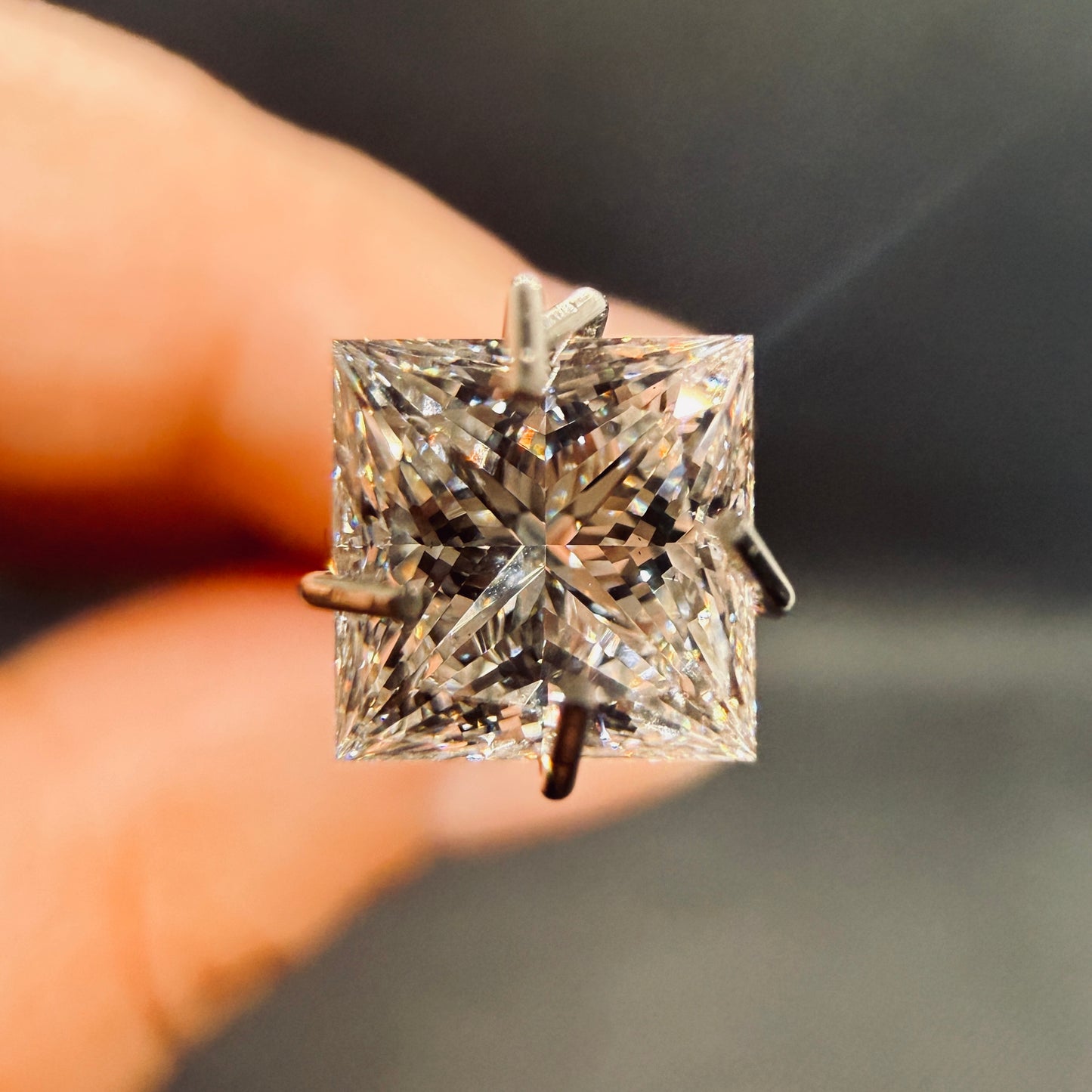 1.01 Carat Princess Cut Lab Grown Diamond (E Color, VS 2 Clarity)