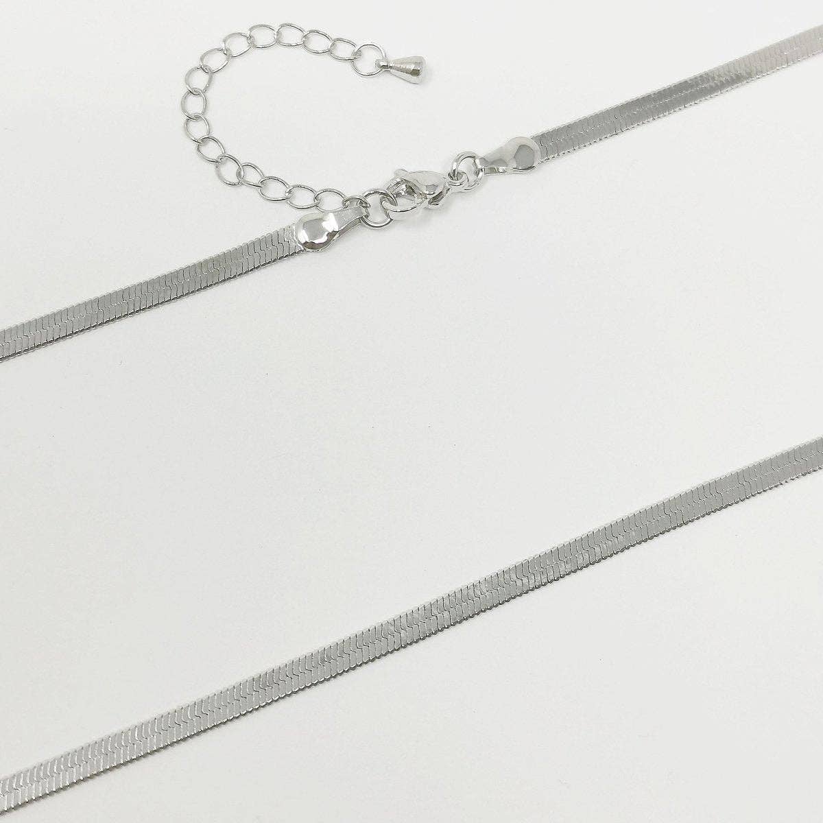 (#18) Silver Herringbone Chain 3.5mm 18, 20.5 Inches with 2" extender