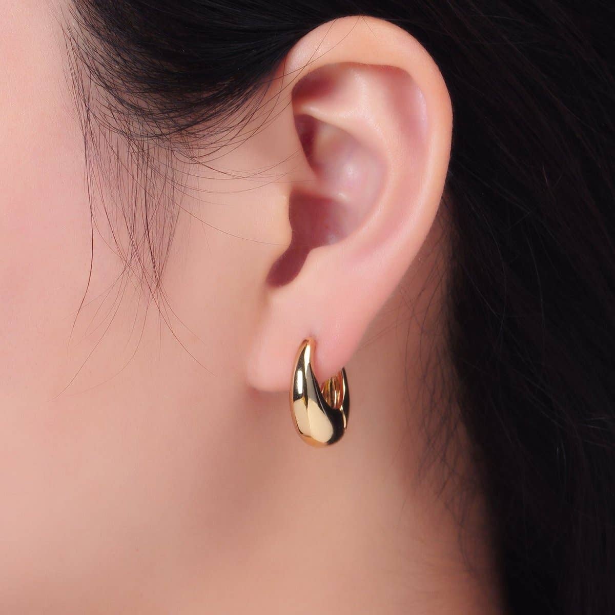 (#88) 14K Gold Filled or Silver 19mm Chubby Dome Minimalist Huggie Earrings